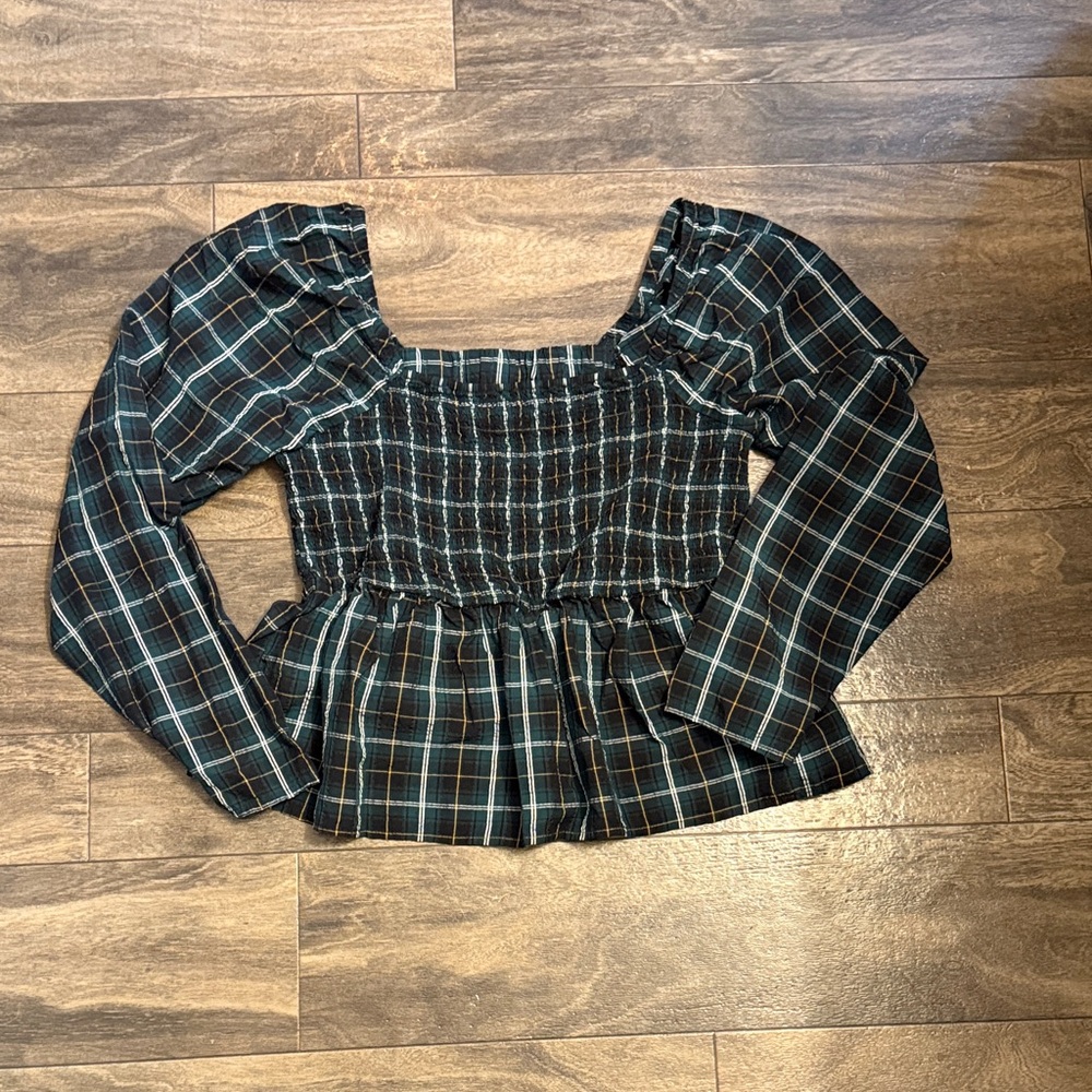 Old Navy Blue Plaid Smocked Blouse sz lg